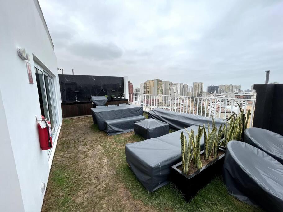 Luxury Apartment In Miraflores With Rooftop Pool Lima Bagian luar foto
