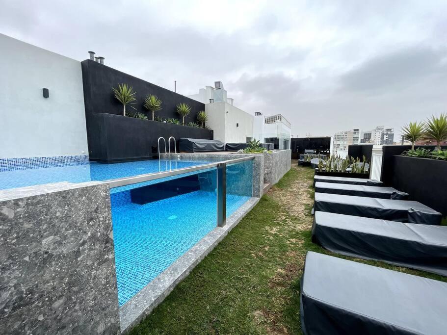 Luxury Apartment In Miraflores With Rooftop Pool Lima Bagian luar foto